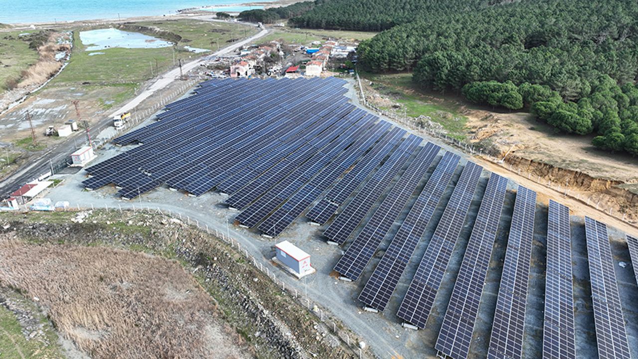 İstanbul'un en büyük Güneş Enerjisi Santrali Eyüpsultan'da hizmete açıldı