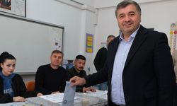 Giresun Belediye Başkanı Aytekin Şenlikoğlu oyunu kullandı