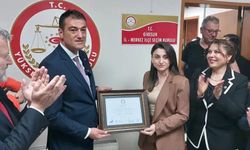 Giresun Belediye Başkanı seçilen Fuat Köse mazbatasını aldı