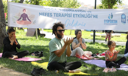 Yoga tutkunları Eyüpsultan'da buluştu