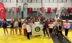 Nefes Al İzmit Çocuk Yogası etkinliğinde miniklerin özgüven gelişimi desteklendi 