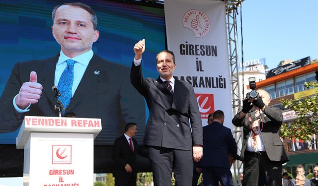 Fatih Erbakan: "94 ruhunu taşıyan Yeniden Refah Partisi'nde buluşmamız lazım"