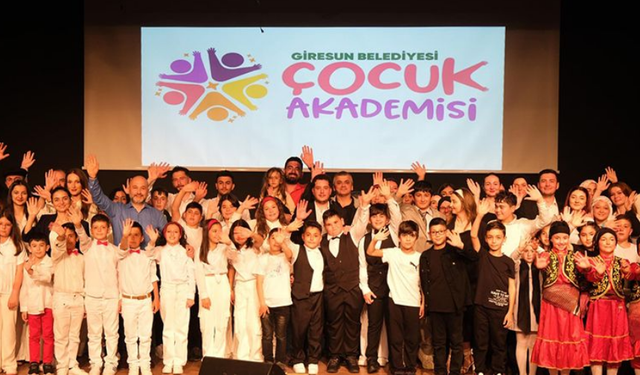 Giresun Belediyesi Çocuk Akademisi yıl sonu gösterisi büyük beğeni topladı