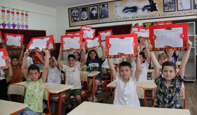 Giresun’da 366 okulda, 68 bin 260 öğrenci karne aldı